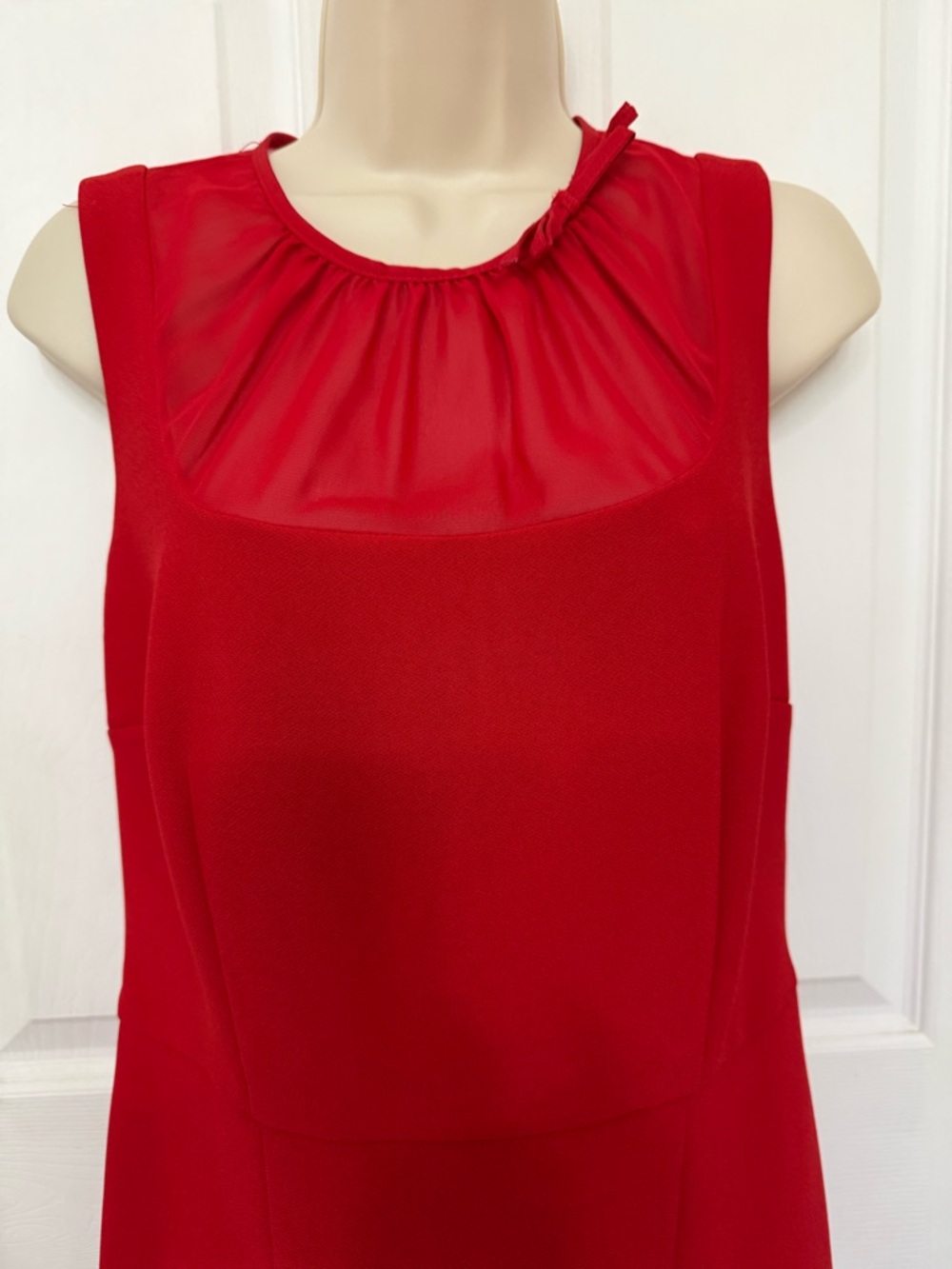 Just Taylor Red Sheath Dress Size 10 Sleeveless Career Work Cocktail Classic - Picture 5 of 13